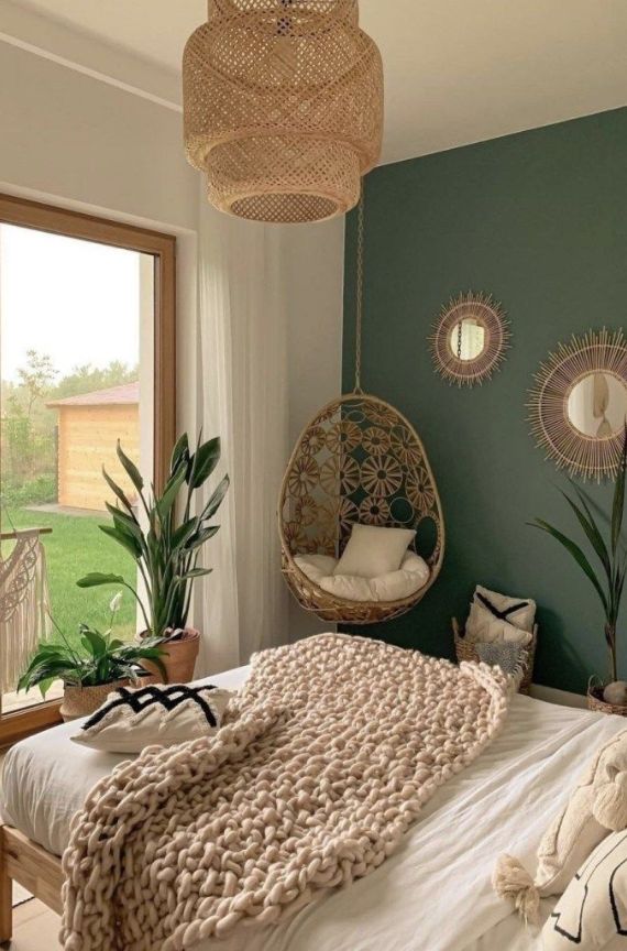 Minimalist boho bedroom decor